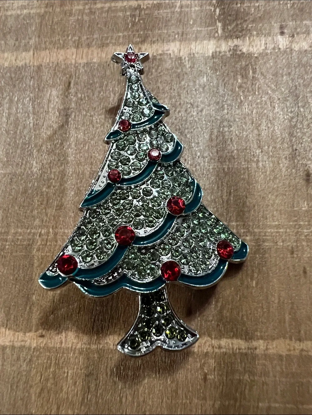 3/$18 Holiday Green Crystal Christmas Tree Brooch with Red Accents Lot 6057